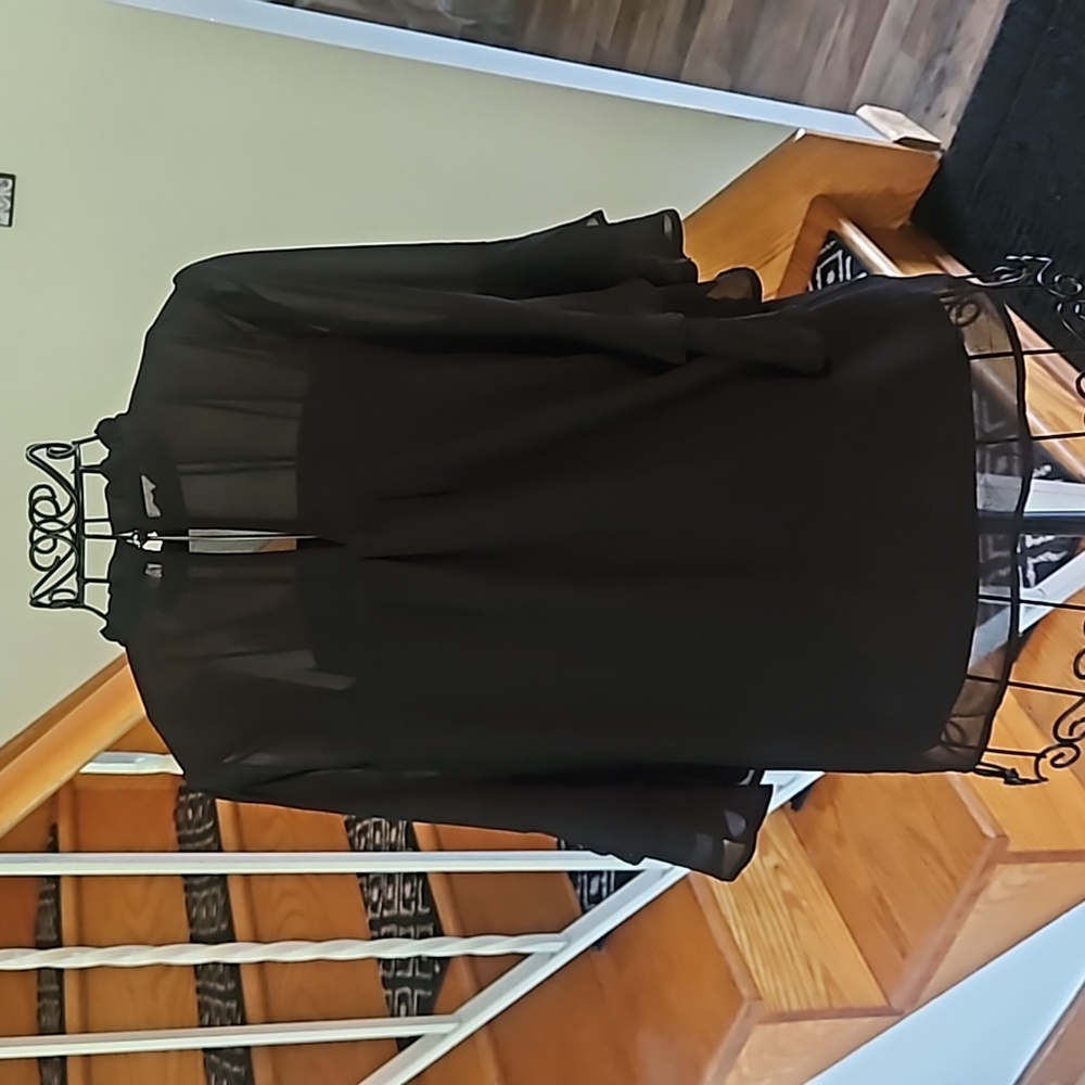 👚MONTEAU BLACK TOP👚 - Picture 6 of 9